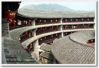 Xiamen Tulou Petian Village Three Day Tour